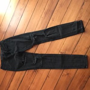 Black ripped skinny jeans